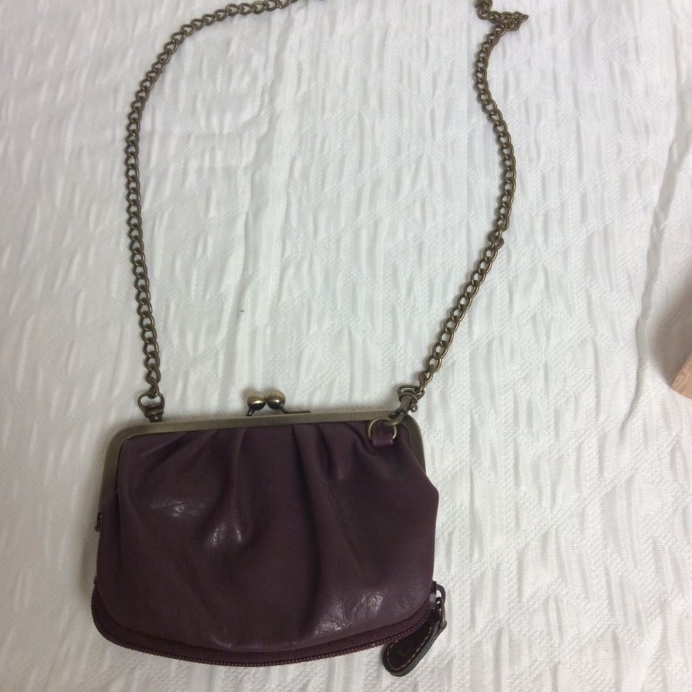Small eggplant tone clutch with chain